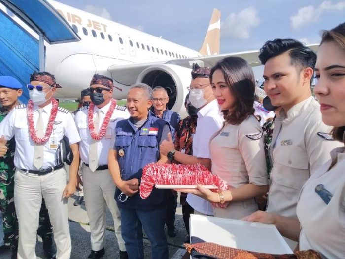 Bandara Husein Sastranegara Mendukung Industri Pariwisata Dan Membuka