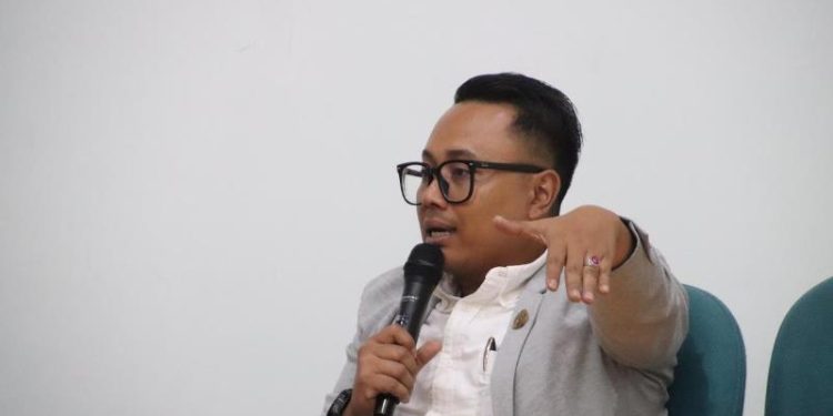 KUNJUNGAN : Ketua Pansus IV DPRD Provinsi Jabar, Ahmad Hidayat saat kunjungan kerja ke Ditjen Pembangunan Darah Jakarta. PJ/Humas DPRD Jabar