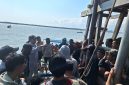 AMANKAN : Stasiun Bakamla Babel dan unsur kapal patroli KN. Belut Laut-406 mengamankan penambangan pasir timah ilegal di kawasan Izin Usaha Pertambangan (IUP) PT Timah, Tempilang, Kabupaten Bangka Barat Kamis lalu.