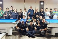 Atlet PIBSI Kota Bandung lolos BK Porprov berpose dengan Ketum POBSI Kota Bandung dan Jabar. PJ/Joel