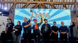 Wali Kota Bandung M Farhan saat membuka Bandung Music Journey 2025 di Teras Sunda. PJ/Dok