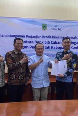 bank bjb Perkuat Sinergi dengan Pemkab Kuningan Lewat Pinjaman Daerah