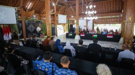 Perhelatan bertajuk “Pesuguhan: A Sensoritual Gastrodiplomacy”, bagian dari rangkaian Asia Africa Youth Forum (AAYF) 2025 di Pendopo Wali Kota Bandung. PJ/Dok 