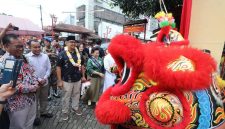 Wali Kota Bandung Muhammad Farhan saat menghadiri penutupan AAYF 2025 di Andir Bandung. PJ/Dok
