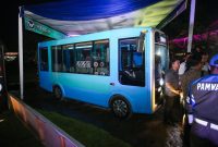 Pemkot Bandung mulai uji coba angkutan kota (angkot) listrik benama Angklung (Angkutan Kota Listrik untuk Bandung). PJ/Dok