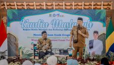 Erwin saat Pengajian Rutin TP PKK Kota Bandung edisi ke-4 Tahun 2025 bertajuk 