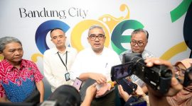 Wali Kota Bandung saat memberikan keterangan seputar Calender Event Kota Bandung 2026. PJ/Dok