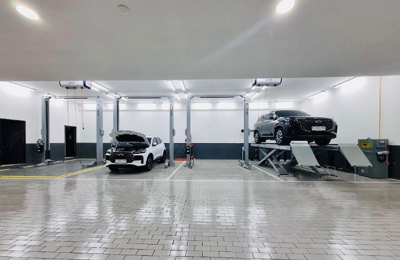 Brand otomotif Global Chery, ikut memberikan bantuan banjir Sumatera berupa towing dan perbaikan mobil gratis. PJ/Dok