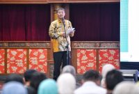 Wagub Jabar Erwan Setiawan meminta semua pihak ikut mengatasi stunting dengan cara 