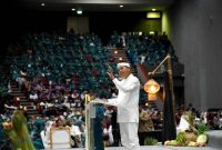 Gubernur Jabar Dedi Mulyadi saat menghadiri Peringatan Hari Kesatuan Gerak (HKG) PKK ke-53 sekaligus Hari Kesehatan Nasional (HKN) ke-61 tingkat Provinsi Jawa Barat di Sabuga Bandung, Selasa 18 November 2025. P/Dok