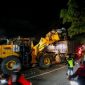 Sekitar 100 ton sampah di TPS Gunung batu Timur mulai diangkut. PJ/Dok
