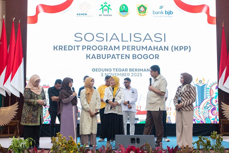 Meneteri Maruar Sirait saat sosialisasi KPP di Bogor bersama bank bjb. PJ/Dok