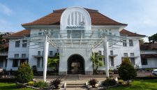 Bio Farma terima sertifikat halal untuk vaksin HPV NusaGard dari BPJPH. Dok