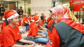 Telkomsel Regional Jabar menggelar program berbagi kasih bertajuk 