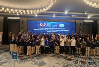 Ketua Umum Pengurus Pusat Persatuan Soft Tennis Indonesia (PP PESTI), Brigadir Jenderal (Brigjen) Dr. Awal Chairuddin melantik Andy KR Garna sebagai Ketua Umum Pengprov PESTI Jabar. Usai pelantikan, foto bersama para pengurus dan KONI Jabar. PJ/Joel