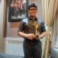 Edwin Senjaya menerima penghargaan di Anugerah Insan Pencak Silat dari Komite Pencak Silat Tradisi Indonesia (KPSTI) di Taman Mini Indonesia Indah, Jakarta, Minggu, 14 Desember 2025. PJ/Dok