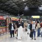 Selama dua hari angkutan Nataru 2026, PT KAI Daop 2 Bandung mencatat lebih 29 ribu penumpang memanfaatkan layanan kereta api. Tampak Suasana di stasiun Bandung yang cukup padat. PJ/Dok