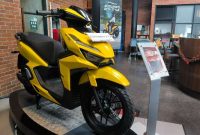 Indomobil meluncurkan Motor Listrik SPRINTO di Bandung. PJ/Mal