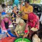 Lapak Makan Dhuafa dibantu ibu-ibu setempat menyiapkan makan setiap hari 1000 porsi untuk warga Aceh Tamiang. PJ/Dok