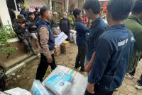  YBM BRILiaN, BRI menyalurkan bantuan bagi para penyintas bencana longsor di Kecamatan Cisarua, Kabupaten Bandung Barat.