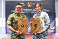 Marsekal Muda TNI Dr. Jorry S. Koloay, S.I.P., M.Han., bersama Direktur Utama PT. Kurnia Parahyangan Sejahtera, Tasha Shania Mahdani, S.M., B.A (Hons)., M.Sc  melakukan Perjanjian Kerja Sama Jumat, 30 Januari 2026, di Jakarta. PJ/Dok