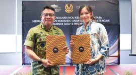 Marsekal Muda TNI Dr. Jorry S. Koloay, S.I.P., M.Han., bersama Direktur Utama PT. Kurnia Parahyangan Sejahtera, Tasha Shania Mahdani, S.M., B.A (Hons)., M.Sc  melakukan Perjanjian Kerja Sama Jumat, 30 Januari 2026, di Jakarta. PJ/Dok