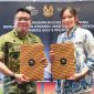 Marsekal Muda TNI Dr. Jorry S. Koloay, S.I.P., M.Han., bersama Direktur Utama PT. Kurnia Parahyangan Sejahtera, Tasha Shania Mahdani, S.M., B.A (Hons)., M.Sc  melakukan Perjanjian Kerja Sama Jumat, 30 Januari 2026, di Jakarta. PJ/Dok