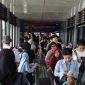 Tampak para penumpang KA saat moment Nataru 2026. PT KAI Daop 2 Bandung mencatat kesuksesan pelaksanaan angkutan NATARU 2026 dengan Zero Accident atau tanpa kecelakaan kereta api. PJ/Dok