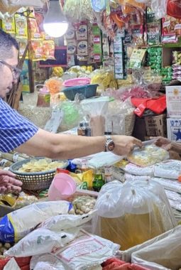 Perluas Layanan Perbankan, bjb Sambang Pasar Kebayoran Lama