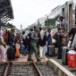 Para penumpang yang melakukan perjalanan melalui kereta api di Daop 2 Bandung. PJ/Dok