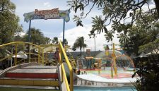 Wahana air Waterboom Panghegar.