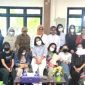 KDM bersama 12 korban TPPO di NTT asal Jabar. PJ/Dok