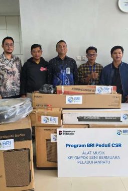 Lestarikan Budaya Lokal, BRI Bantu Alat Musik untuk Komunitas di Sukabumi