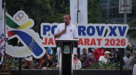 Wali Kota Bekasi, Tri Adhianto Tjahyono, saat hitung mundur Porprov XV 2026 di Plaza Patriot Candrabhaga Bekasi. PJ/Dok