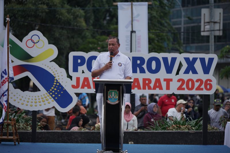 Wali Kota Bekasi, Tri Adhianto Tjahyono, saat hitung mundur Porprov XV 2026 di Plaza Patriot Candrabhaga Bekasi. PJ/Dok