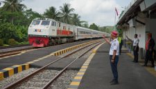 Daop 2 Bandung mencatat, rata-rata ketepatan waktu keberangkatan selama Januari 2026 mencapai 99,84 persen. Sedangkan kedatangan KA penumpang 99,10 persen. PJ/Dok