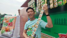 Budi Santoso selaku Marketing Manager Powdered Drink Category WINGS Group. PJ/Mal