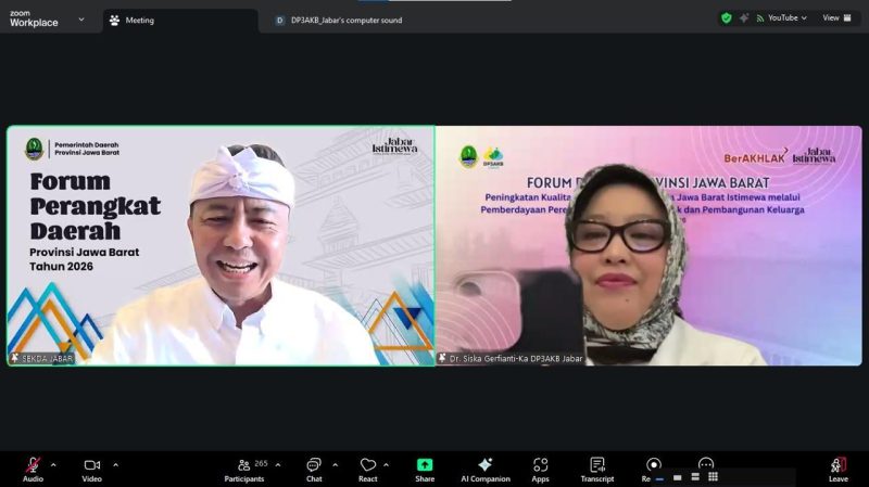 Sekda Jabar membuka FOPD DP3AKB Jawa Barat. PJ/Dok