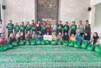Marbot, yatim dan dhuafa mendapat paket munggahan dari BAZNAS JABAR. PJ/Dok