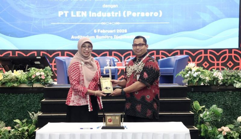 PT LEN Industri dan BRIN melakukan penandatanganan kerjasama dalam pengembangan operasional TNI. PJ/Dok