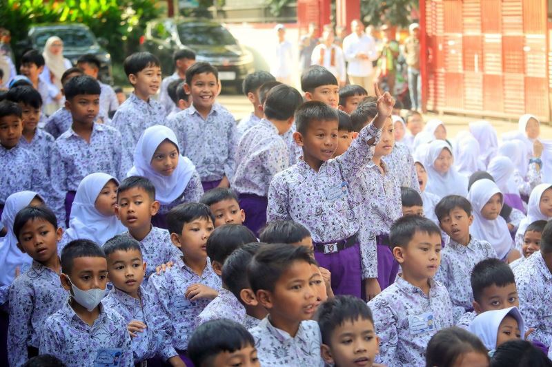 Berdasarkan data skrining CKG di sekolah, dari 148.239 peserta didik yang mengikuti pemeriksaan, 71.433 siswa (48,19 persen) terindikasi memiliki masalah kesehatan jiwa. PJ/Dok