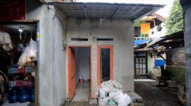 Satu diantara sekian puluh rumah yang tak memiliki septic tank. PJ/Dok