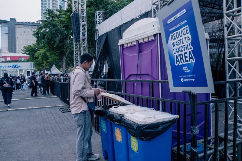Konser akbar  Ultraserve Festival yabg digagas XLSMART, mampu mengalihkan sampah lebih 1,7 ton dan 6600 kg CO2e. PJ/Dok