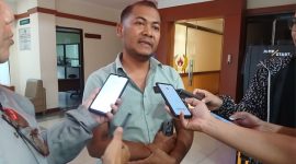 Epriyanto memberikan keterangan kepada media terkait riak-riak Musda Perbasi. PJ/Joel