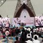Ustadz Dennis Lim saat memberikan tausiah di acara Gerakan Sejuta Quran di Masjid Al Jabbar, Sabtu (7/3). PJ/Mal 