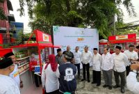 Alfa Group menyerahkan 7 unit ambulance kepada sejumlah BAZNAS di Indoneaia termasuk Jabar. PJ/Dok