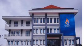 Dua program studi di UBTH meraih akreditasi unggul, yakni Prodi Farmasi dan Apoteker. PJ/Dok