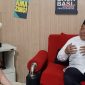 Akhmad Roziqin, M.Ag, saat menjadi narasumber dalam Basa Basi Podcast Pokja PWI Kota Bandung, membahas soal zakat. PJ/Dok