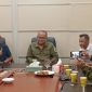 Prof Dr HM Budiana menjelaskan persiapan PORPROV 2026 saat buka puasa bersama awak media. PJ/Joel