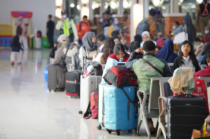 PT Kereta Api Indonesia (Persero) Daerah Operasi 2 Bandung mencatat  47.807 pelanggan menggunakan layanan kereta api jarak jauh. PJ/Dok